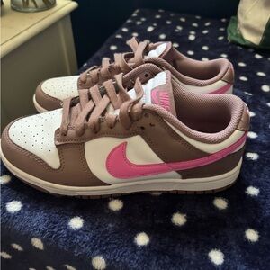 Nike Brown and Pink Dunks Valentine Edition